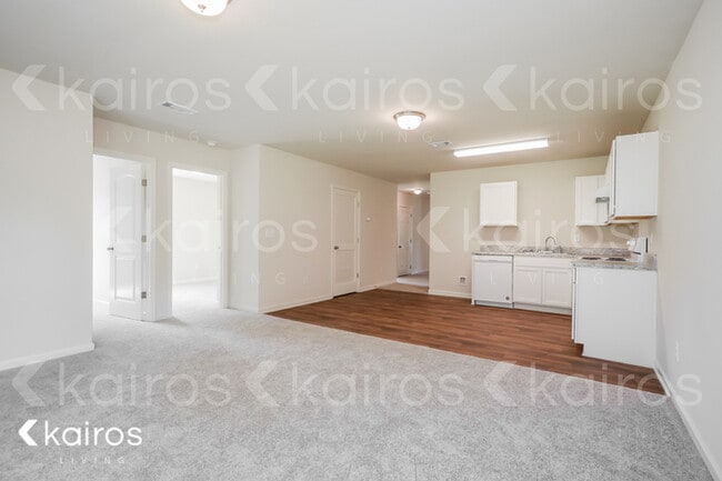 Photo - 5078 Leaf Wood Ln