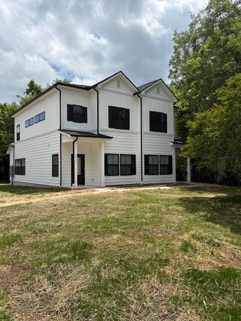 Building Photo - 2732 Wilson Ave