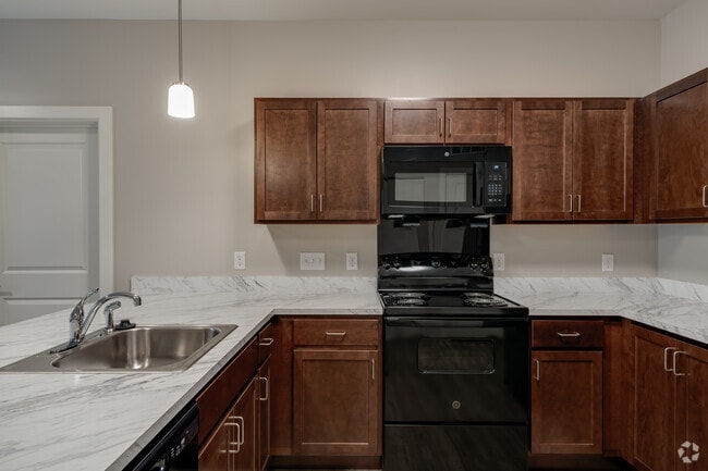 3BR, 2BA - 1,064SF - Kitchen