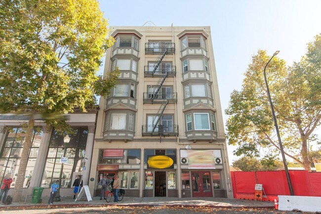 Photo - 2109 Kala Bagai Way Unit #308