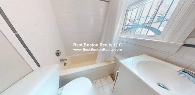 Photo - 20 John F. Kennedy St Unit 3