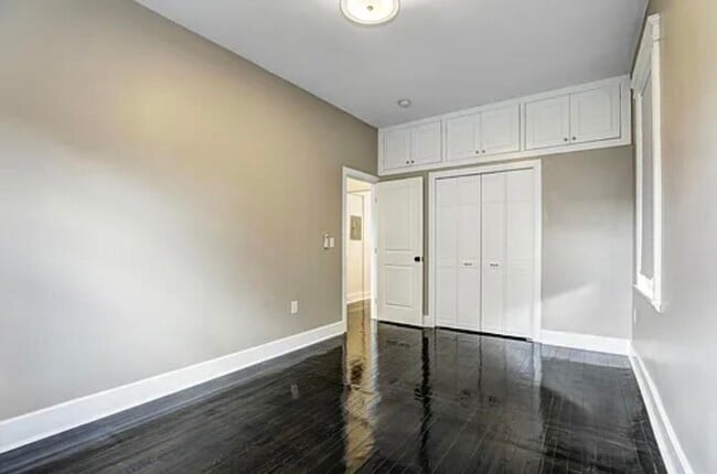 Photo - 253 Born St Unit 1