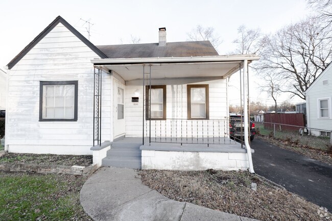 Building Photo - Newly Renovated - 3 Bed, 1.5 Bath Single-F... Rental