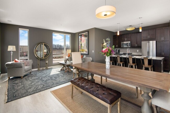 Emerald Row Apartments