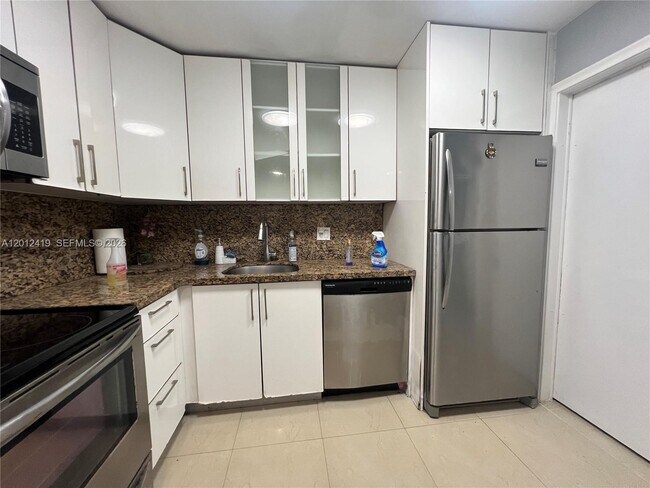 Photo - 1801 S Ocean Dr Unit 535