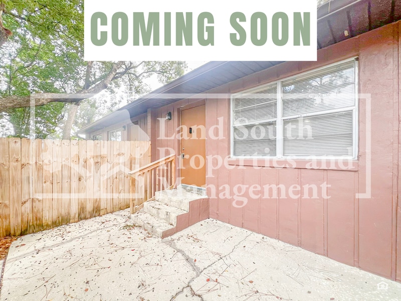 Photo - 724 Angelina Ln