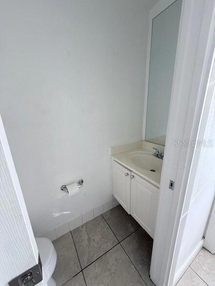 1650 Napoli Dr W