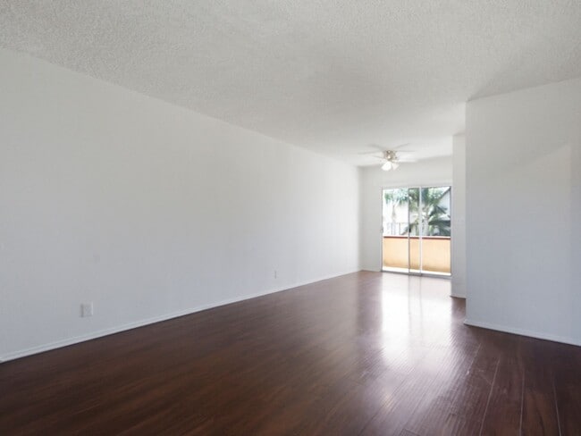 18541 Prairie St Unit Many Unit