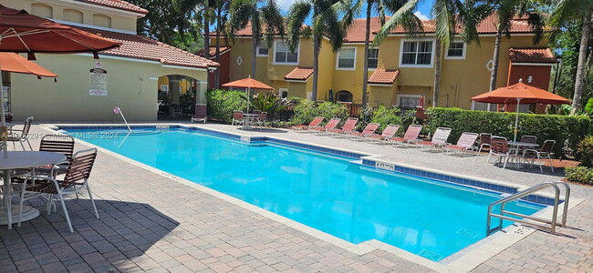 Photo - 3311 Merrick Ln