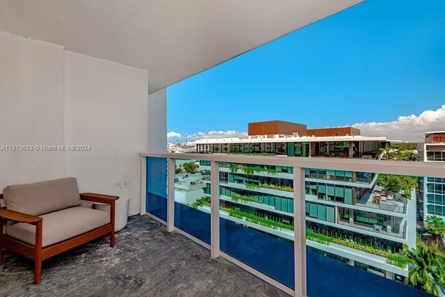 Photo - 2301 Collins Ave Condominio Unidad 826