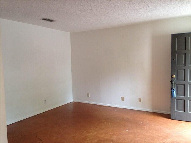 Photo - 500 E Riverside Dr Unidad 211