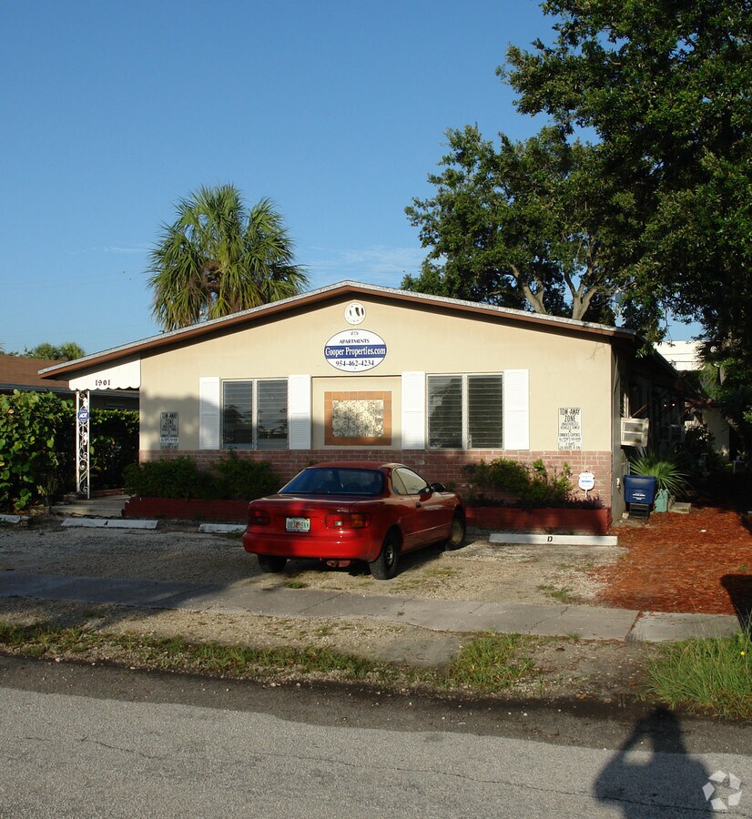 Photo - 1901 SE 1st Ave