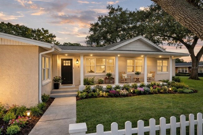 Building Photo - 2317 Grove St