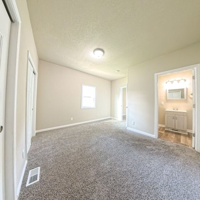 Photo - Updated 5 bedroom 2 bathroom home