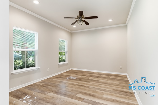 Photo - 117 Earle Taylor Ln