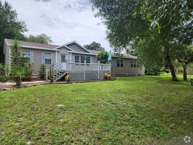 Building Photo - 265 S Estribo St Rental