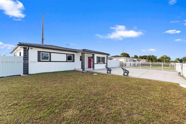 Photo - 8300 NW 35th Pl