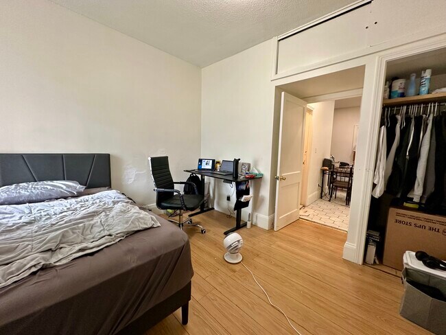 Building Photo - 56 Park Vale Ave Unit 9 Rental
