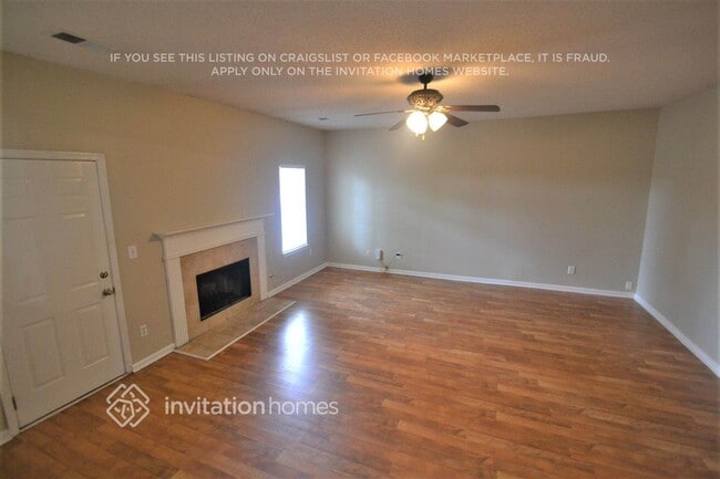 Photo - 489 Lakewater Estates Dr House