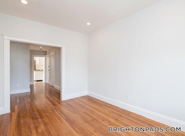 Photo - 8 Elko St Unit 9