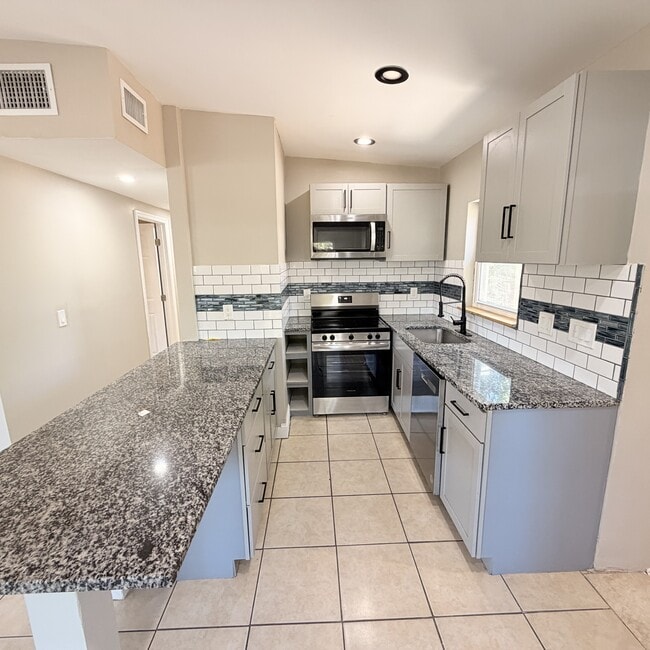 Photo - 2245 17th Ave S