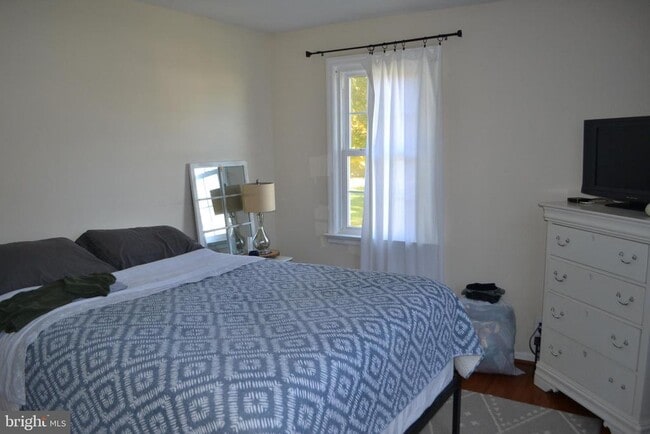 Photo - 114 Southfield Rd