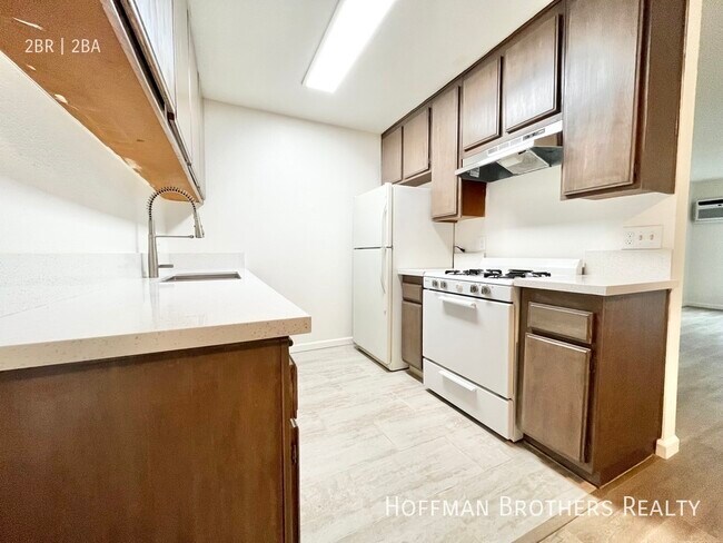 Photo - 11908 Riverside Dr Valley Village, CA 91607 Unidad 4