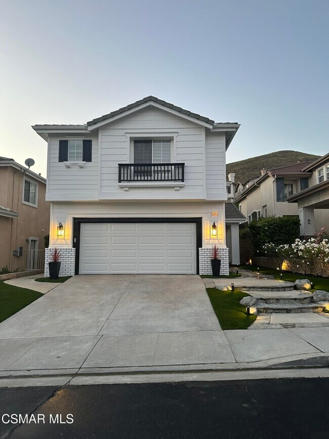 3045 Blazing Star Dr
