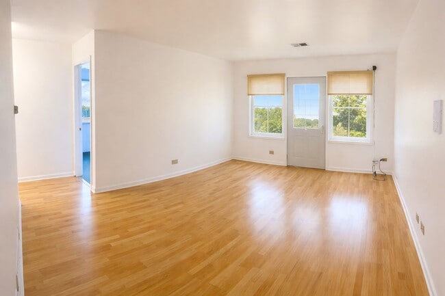 Photo - 4020 216th St