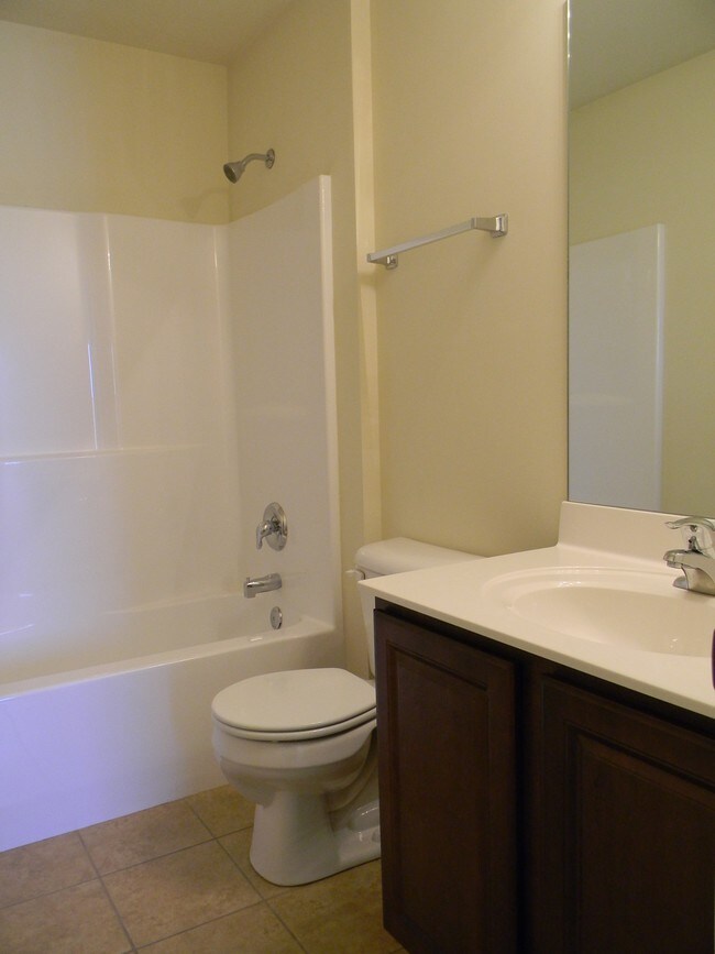 Wellington Manor Apartments Columbia, MO