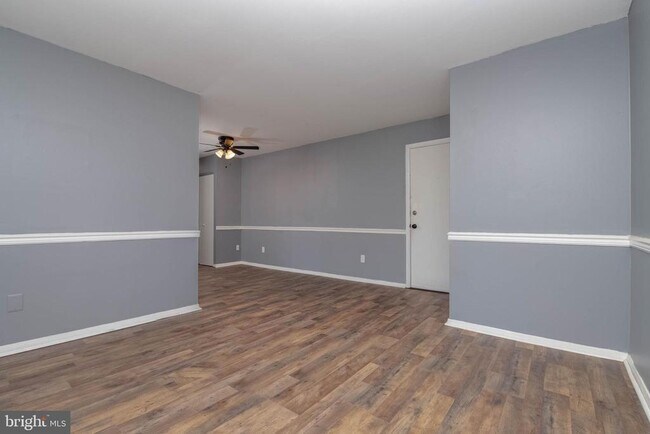 Photo - 4409 Falls Bridge Dr Unit G