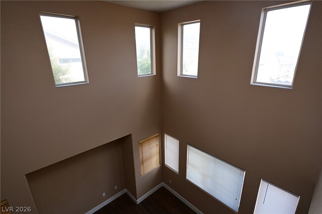 Photo - 10461 Chrisman Ave