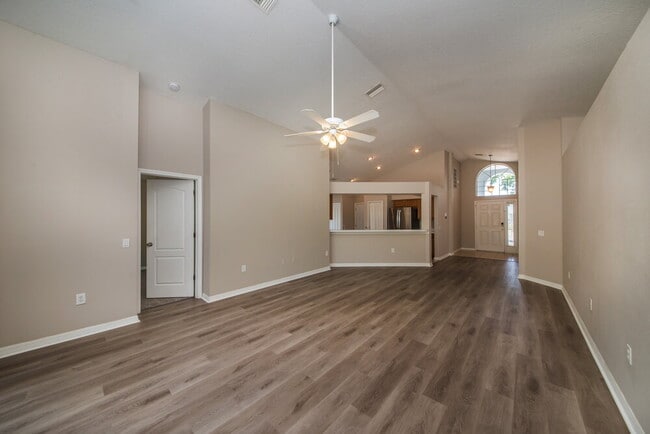 Photo - 1609 Carson White Ln