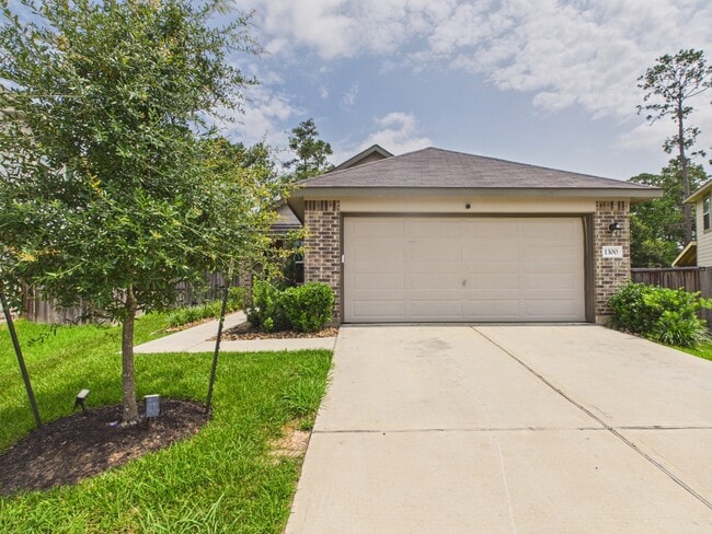 Building Photo - 1300 Winding Willow Dr