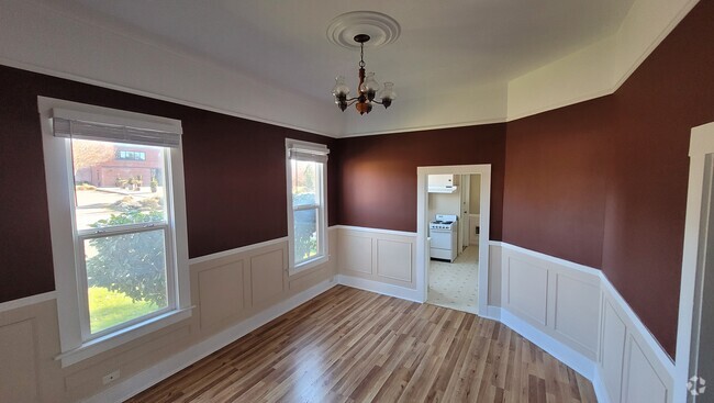 Building Photo - 314 E Sherman St Rental
