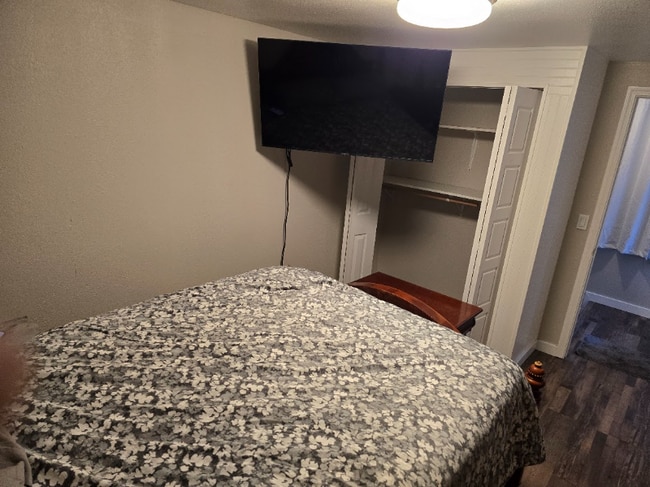 Photo - 20203 Filbert Dr