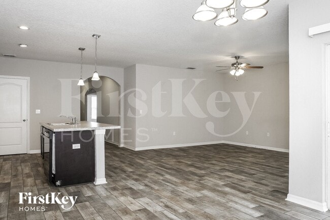 Photo - 1428 Wallace Manor Pass