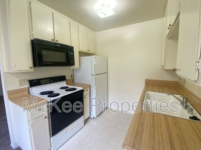 Photo - 8628 Via Mallorca Via