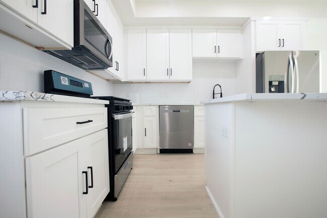 Photo - 4137 Mallow St Unit A