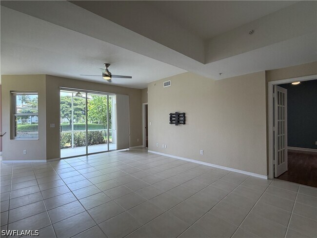 359 Dover Pl Unit 101