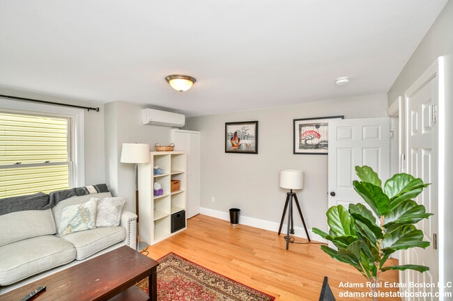 Photo - 182 Princeton St