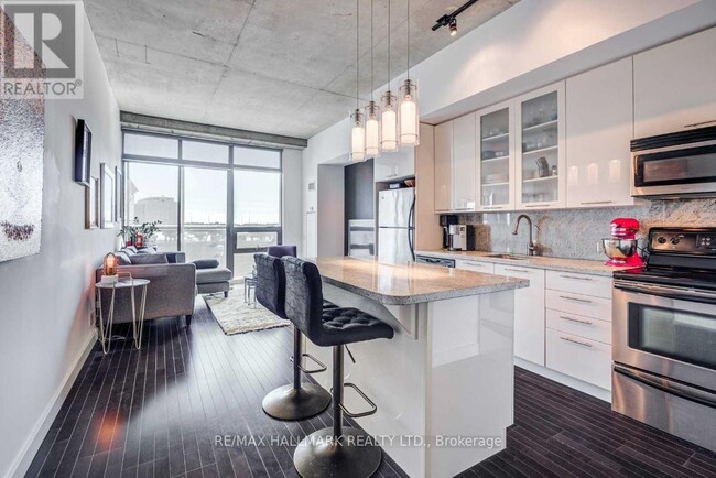 Photo - 33 Mill St Unit 425