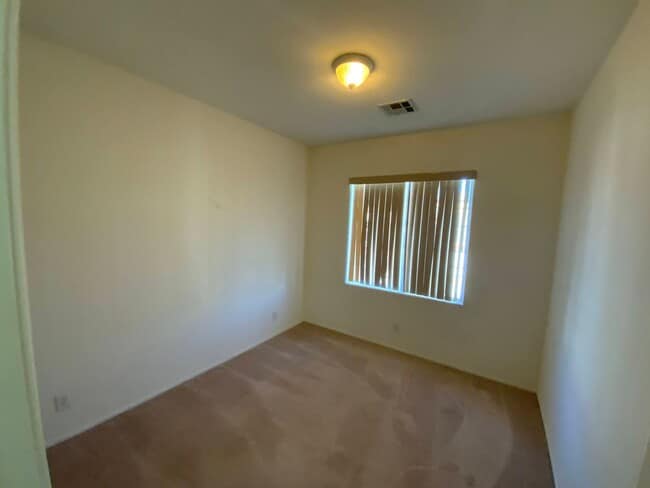 Photo - SOUTHERN HIGHLANDS CORNER LOT IN GATED COMMUNITY