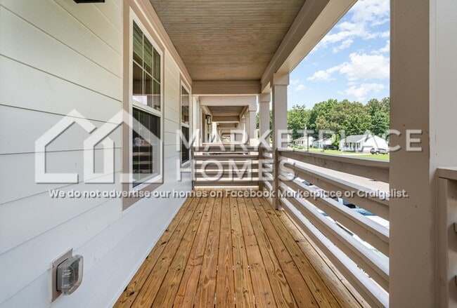 Photo - 2437/105 Bell St