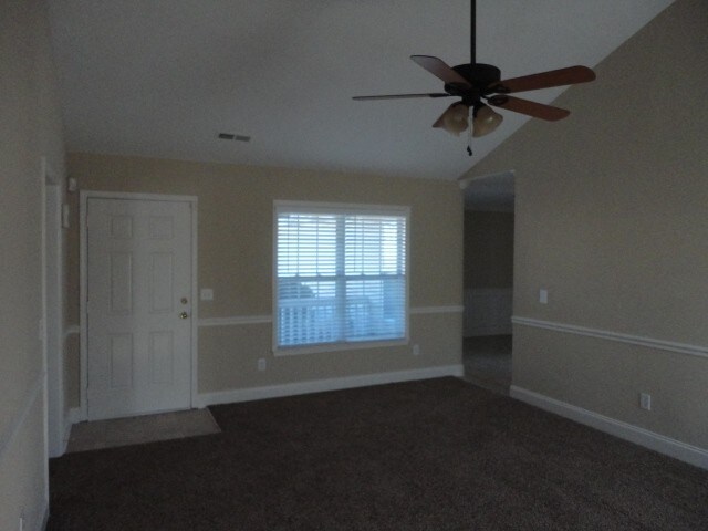 Photo - 5943 Old Plank Rd