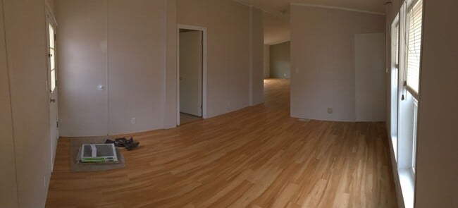 Photo - 3-bedroom 2-bathroom Modular Home in Babcock Vista!