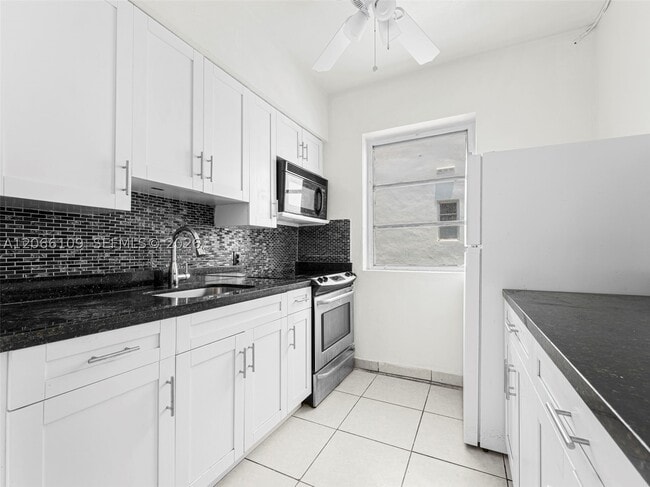 Photo - 821 Jefferson Ave Unit 3