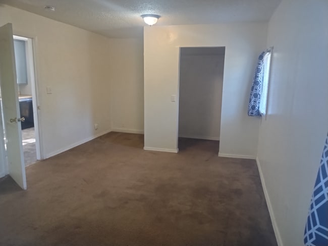 Photo - 414 NW 97th St