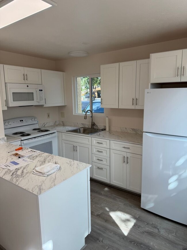 Photo - Aloha Apartments Unit AA-1