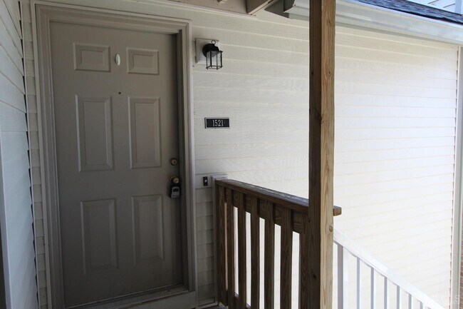 Photo - 1521 Ravens Crest Dr